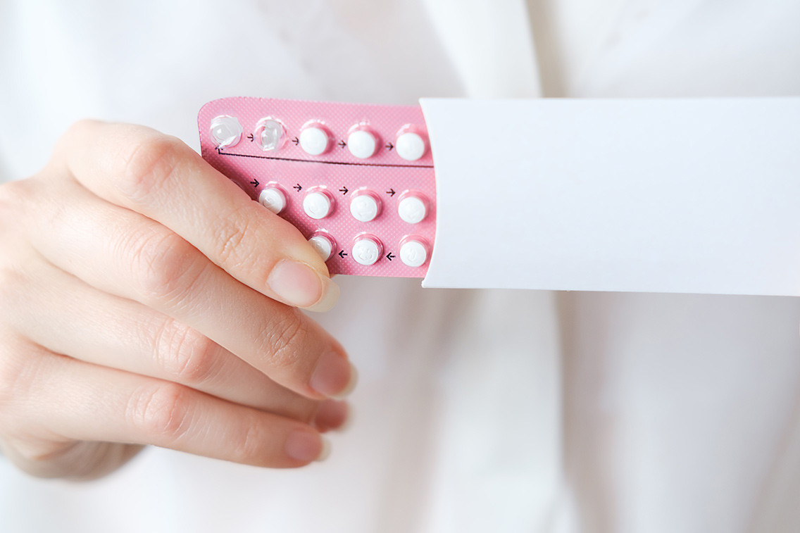 Kako ubrzati menstruaciju - Prirodne metode i lekovi za izazivanje menstruacije